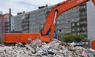 Вывоз строительного мусора с участка в Оренбурге недорого от 1577 руб. | 2Землекопа-Рнб